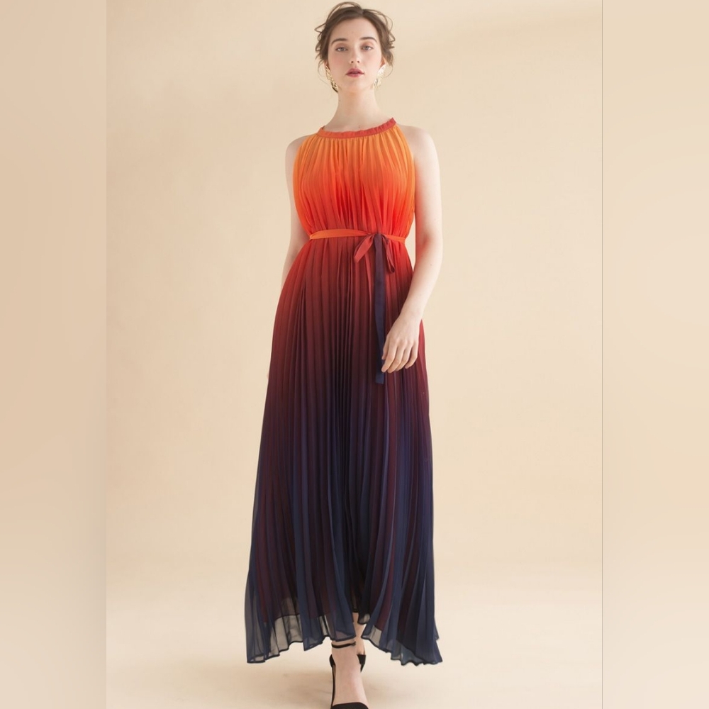 Splendor of the Sunset Gradient Pleated Maxi Dress -M-L